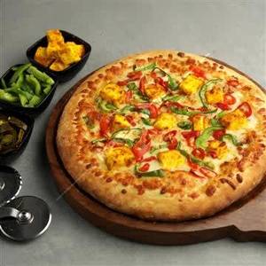 Medium Tandoori Paneer Pizza
