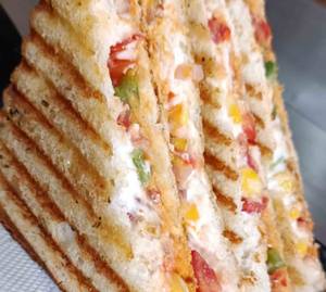 Veggie Cheese Grilled Sandwich