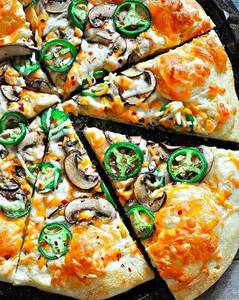 Mushroom Cheese Pizza 7 Inches