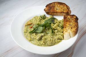 Creamy Spinach Penne Pasta