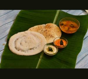 Set Dosa(set of 2)served with sambar . coconut chutney and tomato chutney 