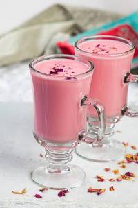 Rose Milk Milkshake