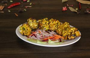 Chicken Garlic Kebab [6 Pieces]
