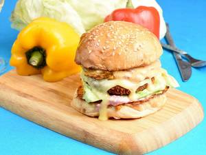 Bailath Chicken Burger