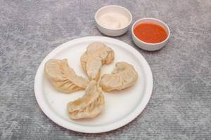 Chicken steam momos