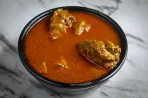 Murgir Mangsho'R Jhol [4 Pcs]