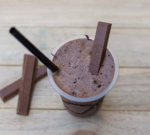 Kitkat Chocolate Shake