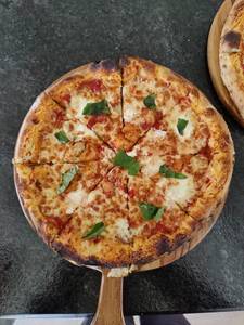 No Prizes For Guessing Margherita Pizza-12 Inches