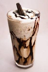 Kit Kat Shake