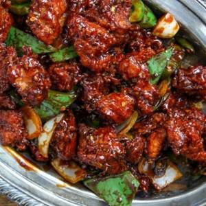 Half Chilli Chicken Gravy + 4 Butter Roti