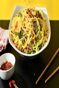 Chicken Chilli Garlic Noodles