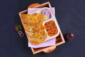 Rajma & Aloo Paratha Lunchbox