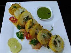 Tandoori Stuffed Aloo