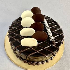 Eggless Birthday Spl Chocolate Cake[1 Pound]