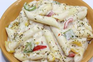 White Sauce Pasta