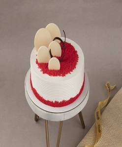 Eggless Red Velvet Cake (500gm)