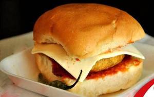 Veg Slicy Cheesy Vada Pav