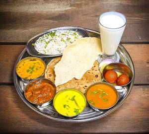 Special rajasthani Veg thali