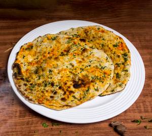 Gobhi Kulcha (Atta)