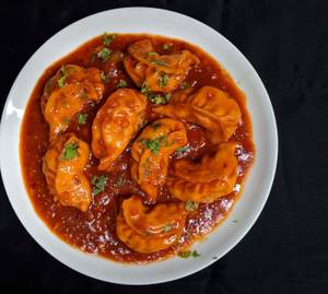 Chicken pan fried momo gravy [5 pcs]
