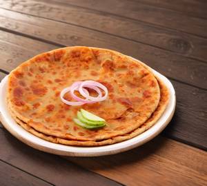 Aloo Piyaj Paratha