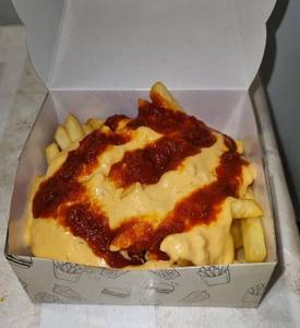 Chilli On Cheese Fries