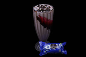 Oreo Milk Shake
