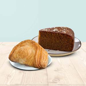 Spicy Malabari Egg Puff + Banana Cake Combo