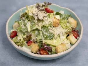 Le Cafe Caesar Salad