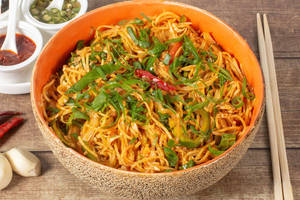 Veg Chilli Garlic Noodles