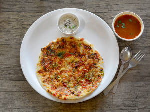 Paneer Uttapam