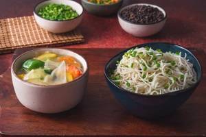 Pan Fried Noodles Veg
