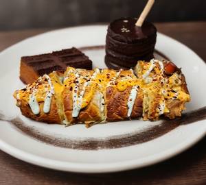 Cheese Mayo Pull Apart Bread