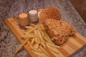 Extra  Super Large Crispy (1 Pcs) + Burger Bun(1pcs) +  French Fries (15 Pcs) + Mayo(1 Pkt)