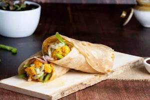 Achari Paneer Tikka Roll