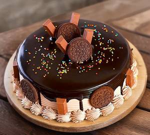 Kitkat chocolate cake [500 grams]