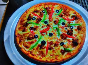 Chicken and Spicy Pizza