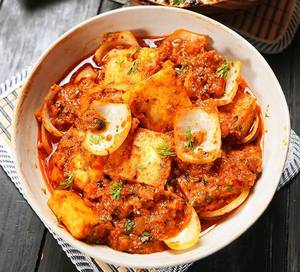 Paneer Do Pyaaz (250Gms) (Free 1Pc Butter Naan)