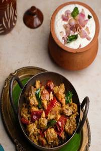 Curd Rice With Nattu Kozhi Chinthamani Varuval