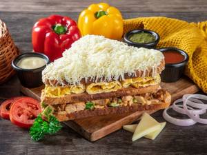 Chicken Cheese Thousand Island Club Grilled Sandwich