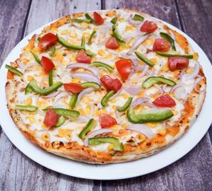 Capsicum and tomato pizza