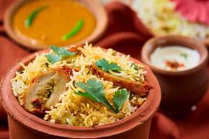 Soya Chaap Tikka Veg Handi Biryani With Gravy