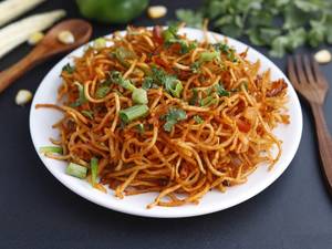 Chinese Bhel [Serves 2]