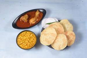 Luchi Cholar Dal & Chicken Kosha Combo [Serves 1 To 2]