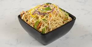 Veg Noodles (Serves 2)