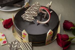 Birthday Celebrations Truffle Cake [ 500gms]