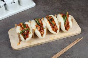 Roasted Chicken Pepper Bao [4 Pieces]