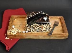Chocolate Almond Cake (500gm)