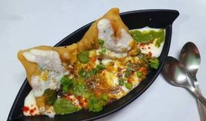 Dahi Samosa Chaat