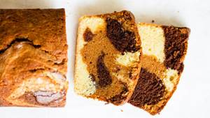 SLICED GHEE MARBLE CAKE